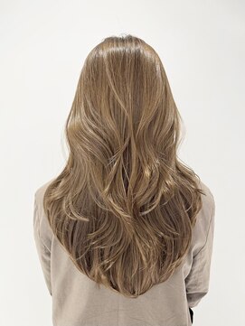 ムード(MOOD,) イメチェン/ピンクベージュ/アンブレラカラー/前髪/銀座駅