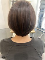 ルーシー(Lucy)&nbsp;透明感ベージュ×大人ショート