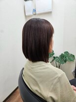 ヒビ(hibi)&nbsp;ツヤ感ストレートの大人ボブ
