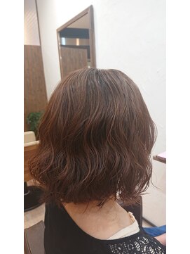 マテリアル ヘアワークス(material hair works) ゆるふわウェーブ