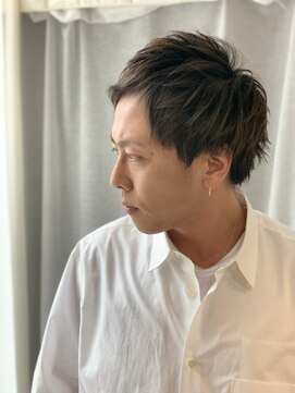 アンスール(Un Seul) アップバングショート　メタリックカーキ