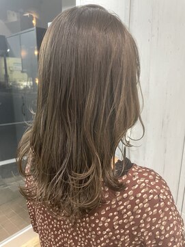 シュシュバイジャガラ 千葉駅北口店(chou chou byJAGARA) オリーブベージュ【chouchou千葉・千葉駅】