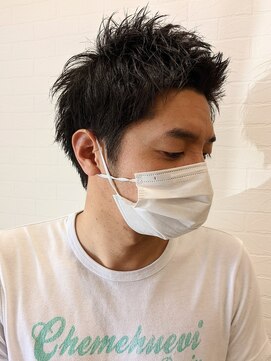 グリーンズ(Greens) 黒髪×スパイキーショート/アッシュブラック