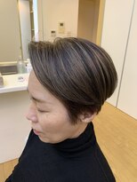 ヒーリングラボ シースウィート ヘアプラス(healing labo csweet HAIR+) 白髪ぼかしでおしゃれショートヘアー