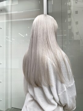 シンシェアサロン 原宿店(Qin shaire salon) 韓国ハイトーン ホワイトカラー ホワイトシルバー