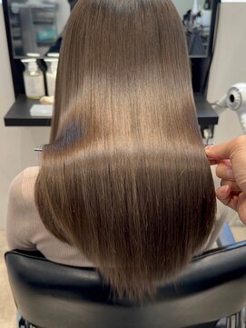 キュア 表参道(CURE) 黒髪/グレージュカラー/ココアベージュ/ヘルシーロング[表参道]