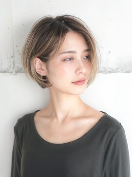 ココロ(coco.ro) 【白髪ぼかし】ハイライトショート