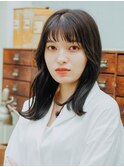 外ハネミディアムアッシュブラック