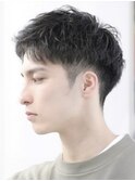 大分ツーブロック刈り上げレイヤーセンターパートベリーショート