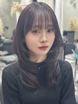 ジィルム(XELM) 韓国レイヤーカット/ブリーチ/レイヤーカット/ハッシュカット