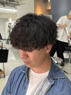 ハイプ(HYPE) フェザーパーマ/センターパート/シャドウパーマ/眉毛