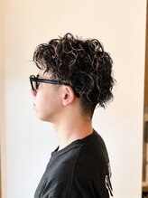 バルバル ヘアデザイン(balbal hairdesign) 【メンズ】束感際立つコントラストハイライト&無造作スパイラル