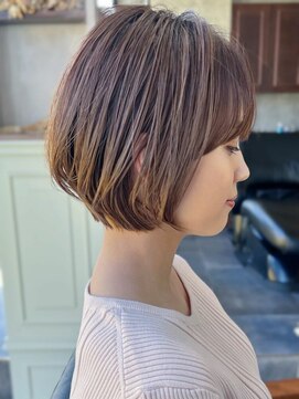 ザ シー 海老名(The C) 20代30代40代50代ナチュラル大人可愛いレイヤーショートボブ