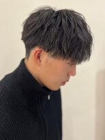 トイロ(toiro)&nbsp;シャドウパーマツイストスパイラルパーマフェザーパーマ30代韓国