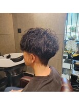 バーバープレイス 鳥栖弥生が丘(BARBER PLACE)&nbsp;ツーブロックミドル（スパイラルパーマ）