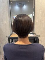 トリコ 茨木店(trico) ショートボブ/艶ボブ/美シルエット/天使の輪/髪質改善/小顔見せ