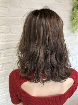 アンククロス 表参道(ANKH CROSS) ハイライトグレージュカラー