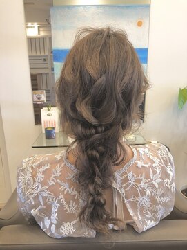 オルガ ヘアアンドメイク(Oluga hair&make) エレガントダウン編み下ろし