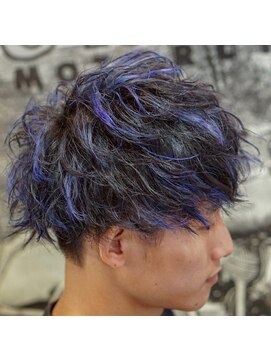 リットインダハウス(LIT INDA HOUSE) マッシュ/センターパート/韓流/アップバング/ホワイトカラー