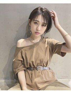 エミュー(emue) emue京都 イヤリングカラー×艶カラー大人耳かけショート○中島
