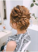 くしゅっと可愛いサイドアップ