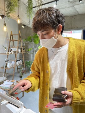 レオ(LEO.) 春おすすめスパイラルパーマ