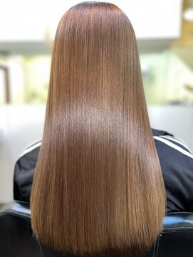 エムスリーディーミュゼステージ(M3D) ピコカラー&トリートメントストレート仕上げ