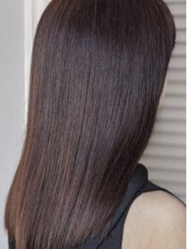 リスブラン(Lys blanc)の写真/丁寧なカウンセリングで髪質に合わせてご提案。本格的な美髪へと導く、オーダーメイドのトリートメント♪