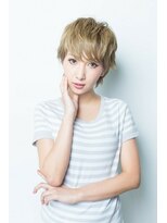 ニコ(NiCO)&nbsp;【NiCO 八戸】丸みショート グラマラス ハイトーン 大人ボブ ♪