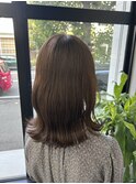 柔らかブラウンベージュ