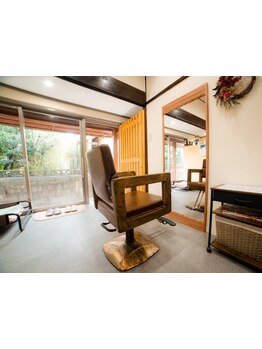 丁寧なカウンセリングで髪のお悩みを解決！お客様のライフスタイルに寄り添った提案をさせていただきます。