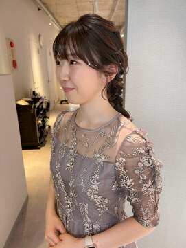 アム(amu) パールアレンジ/あみおろし/結婚式ヘアアレンジ/顔まわりカット