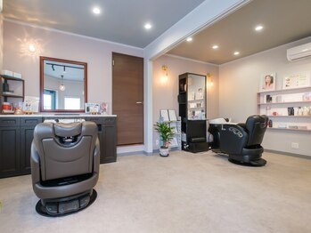 ブルーム(Bloom)の写真/2席のみ*のんびり過ごす少人数サロン＊高い技術力×丁寧なカウンセリングでお客様の魅力を引き出します♪