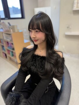 ベレーザシェルト(Beleza scelto) 16740黒髪チャコールグレーミディアムレイヤーハッシュカット