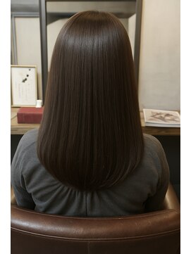 スローネ(THRONE) 髪質改善酸性ストレートで艶髪／20代30代40代／新宿