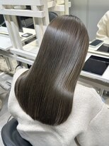 ディーエックス スリー(Dxxxx III)&nbsp;オリーブグレージュ REI