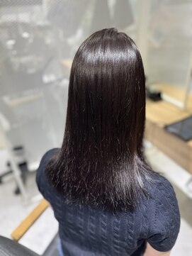 タミーズ 金山(Tummy's) 美髪改善ナチュラルストレート