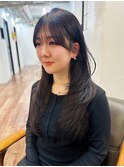 ロングレイヤー／耳掛け◎サイドバング／地毛風カラー