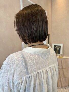 オン キャナルシティ博多前店(on) 【晴音】ミニボブ/グレージュ/ショート/40代