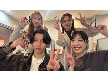 スタッフ募集！「お客様第一」が当たり前の美容業界で、 私たちは “スタッフ第一” を本気で選びました。