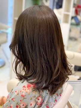 グランシュ 青葉台店(GranCieux) オリーブベージュ ゆるふわ かわいいスタイル