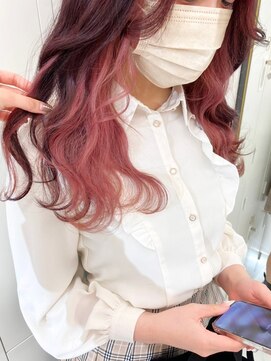 ランテルディ 渋谷(LANTERDIT) 10代20代 インナーカラー ピンクカラー 艶カラー ロング