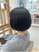 スタジオ アルファプラス 日暮里店(studio α+)&nbsp;ステップボーンカットカットボブショートハイライト白髪ぼかし