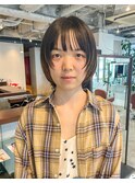 前上がりのレイヤーボブ