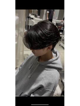 ミリ(milli Produce by ITAKURA) 毛流れニュアンスパーマ