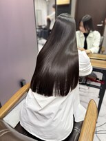 ラフトーキョウセカンド(RAF TOKYO 2nd)&nbsp;【RAFTOKYO2ndSYOTA】カットラインで魅せるストレートスタイル