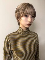 イェン(Yen.) ハッシュレイヤーショートボブデザインカラーローライトカラー