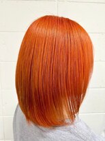 サロン デュッカ(Salon Duka) パキッとオレンジ