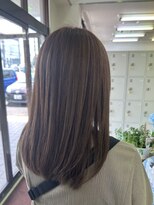優しい時間 ハイライト×ミルクティーグレージュ×レイヤーボブ
