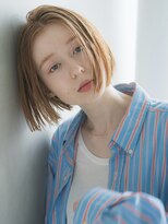 アリエッタ アザブ(ARIETTA AZABU)&nbsp;切りっぱなしボブ×ミルクティーカラー×タッセル